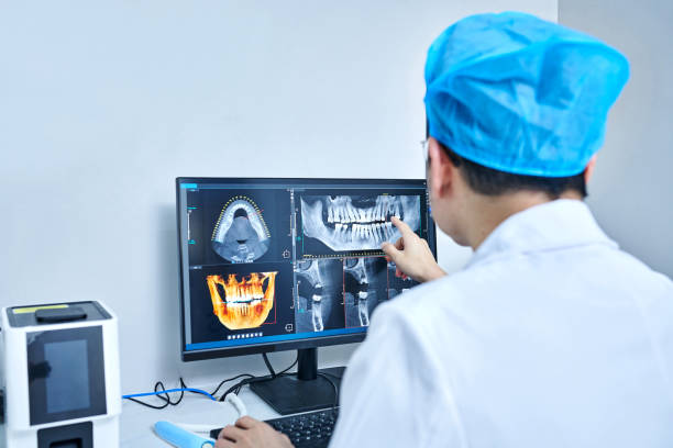 Best Emergency Dentist for Knocked-Out Tooth in South Paris, ME
